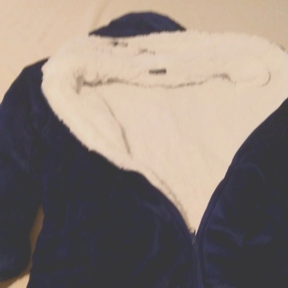 Knee Length Robe - Picture 2 of 10